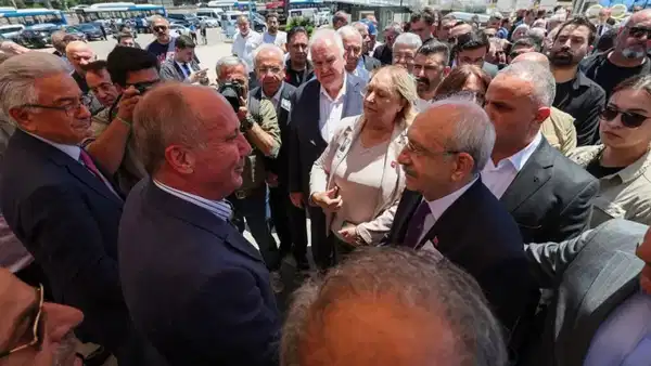 CHP'li Rahmi Aşkın Türeli'nin babasının cenaze töreni: Kılıçdaroğlu ve Muharrem İnce katıldı, Özgür Özel'in ismi söküldü