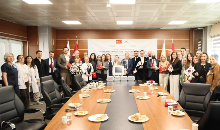 Ankara’da yenidoğanlara 'Rotaryen nefes': Uluslararası iş birliğiyle yoğun bakıma cihaz desteği