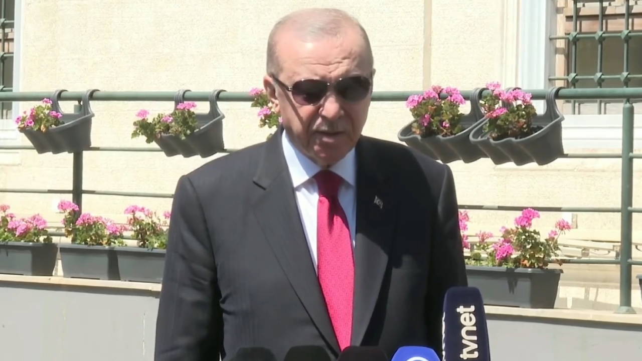AKP'li Cumhurbaşkanı Erdoğan günler sonra kameralar karşısında: 'İkram, izzet misafirlerimizi hoşnut etti'