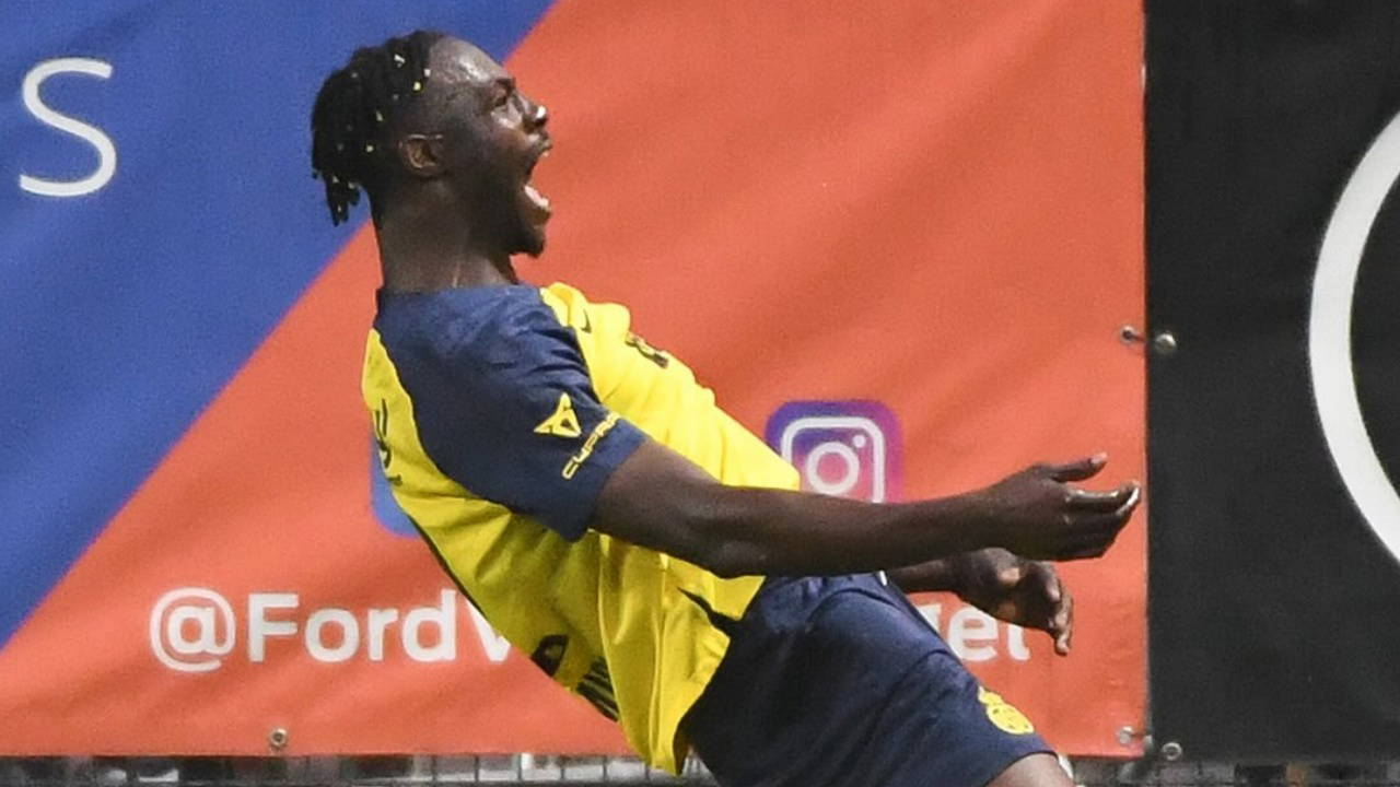 Union SG, 9 kişi kalan rakibini rahat geçti!