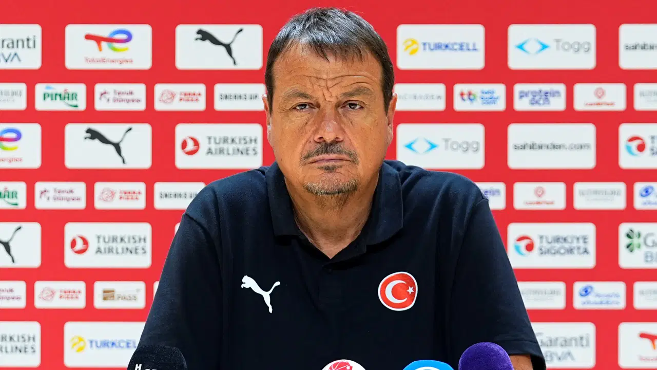 Ergin Ataman: 'Avrupa'nın en iyi takımı olarak gösteriliyoruz'
