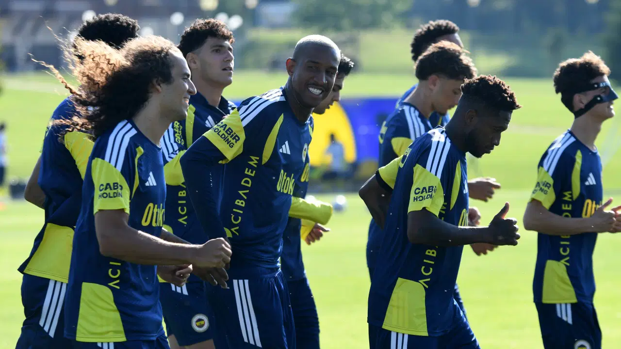 Fenerbahçe'nin Avusturya kamp kadrosu belli oldu!