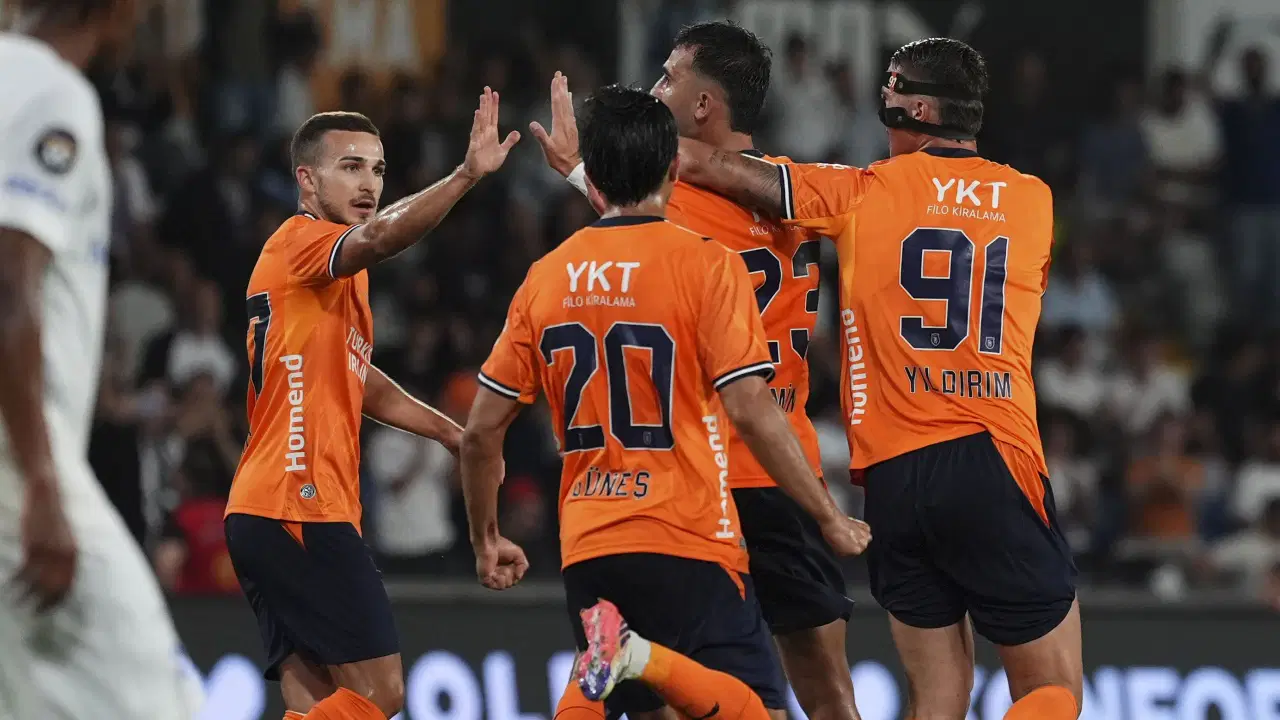 Başakşehir turu Finlandiya'ya bıraktı! İstanbul'da kazanan çıkmadı…