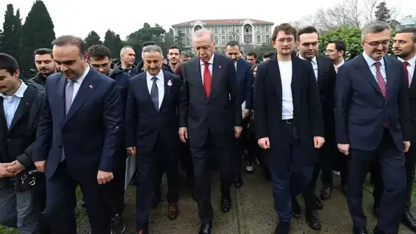 CHP'den Erdoğan'a 'Boğaziçi' tepkisi: 'Bir tiyatro oynandı'