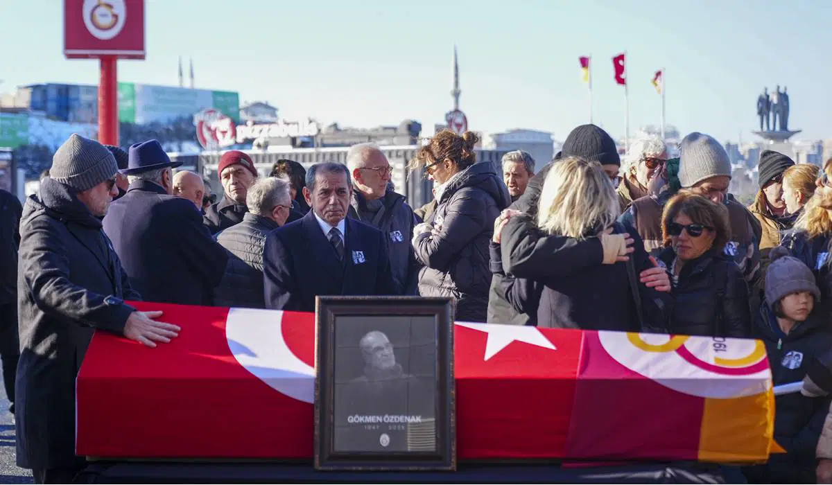 Galatasaray, Gökmen Özdenak'ı uğurladı