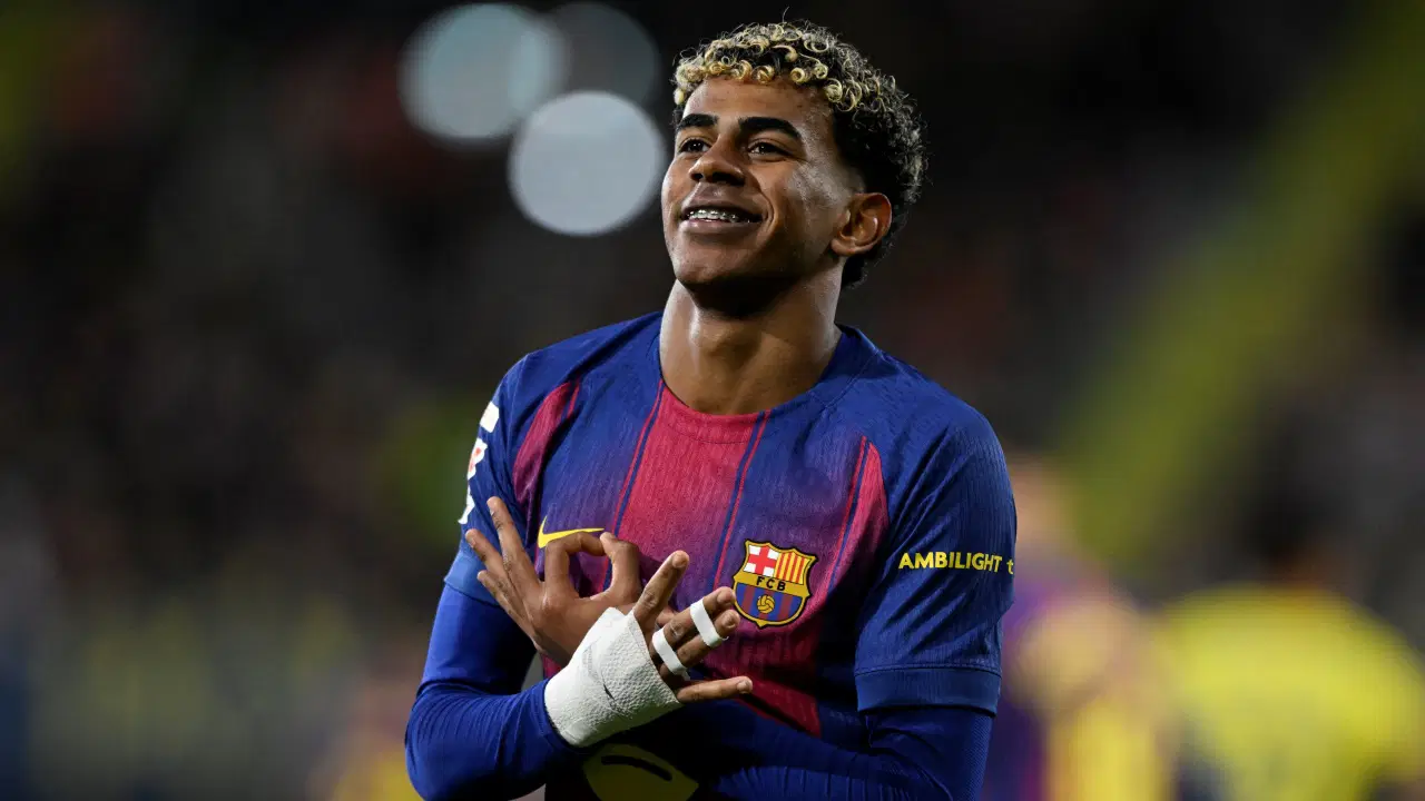 Villarreal 10 kişi kaldı: Barcelona'nın müthiş serisi 8 maça çıktı!