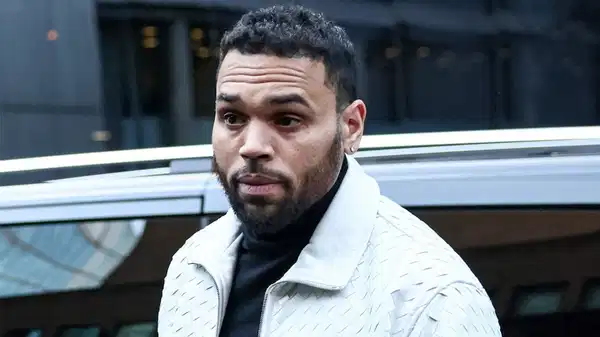 Chris Brown Londra’da hakim karşısında: Şişeli saldırı davasında yeni gelişme