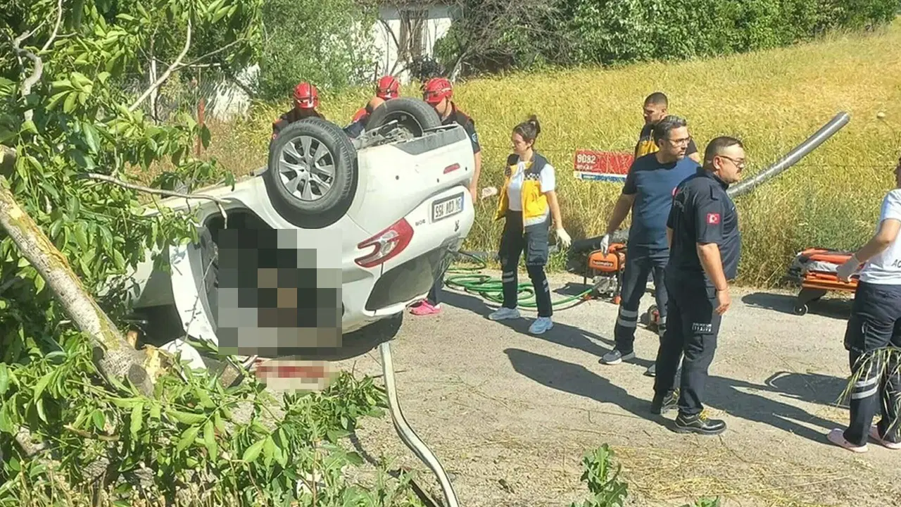 Balıkesir'de otomobil savrulup takla attı: 1 ölü, 3 yaralı