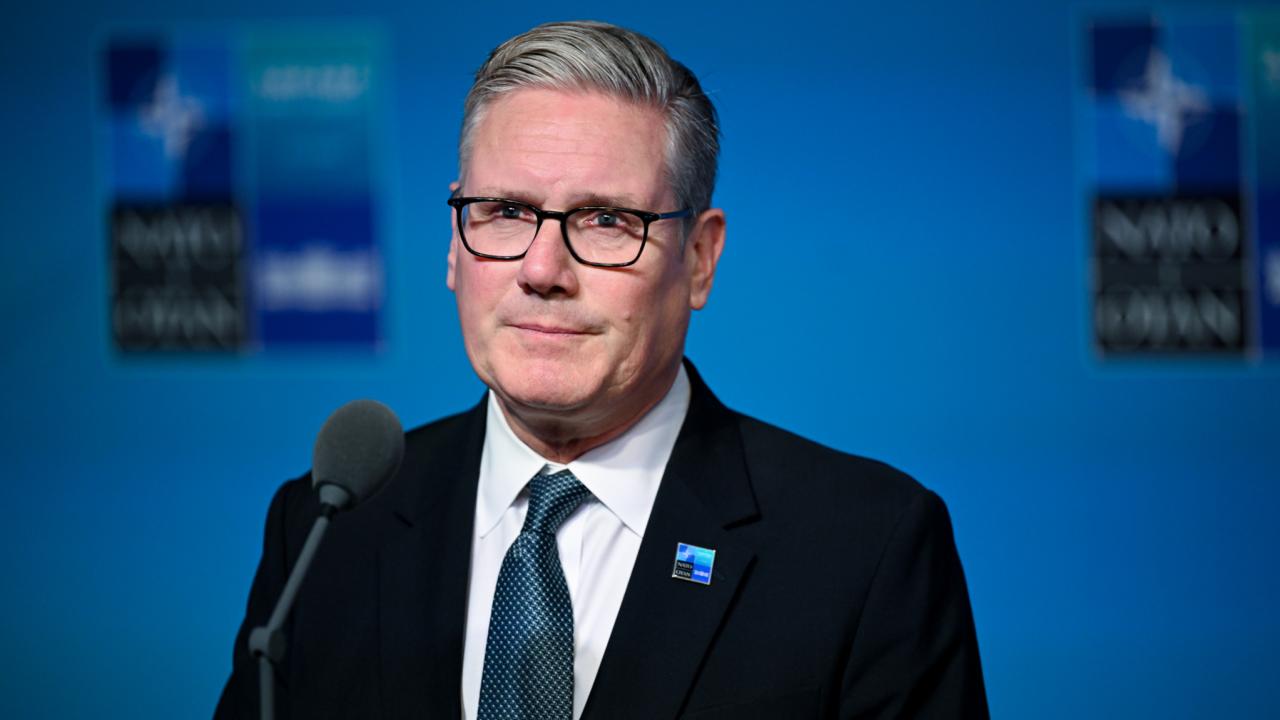 Keir Starmer siyaseti bırakıyor: Milletvekilliğinden de istifa etti