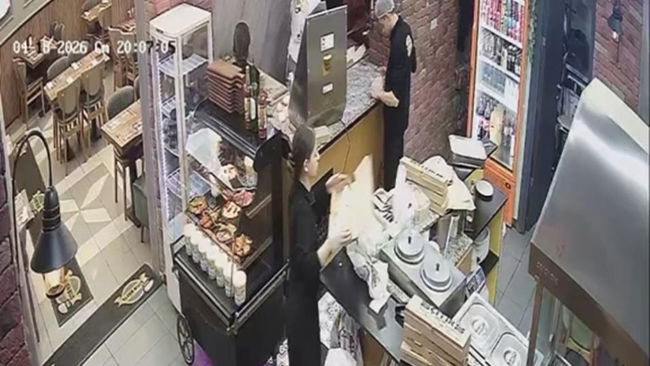 'Sinirden oturup pideleri yedim'