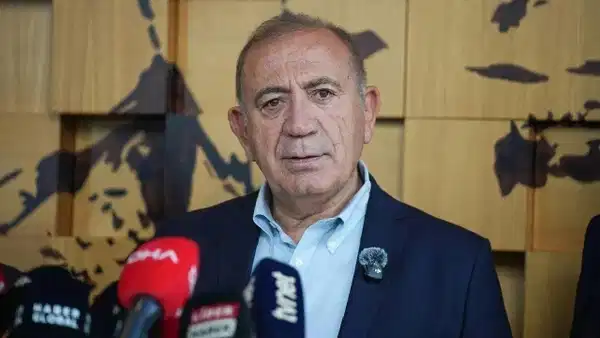 Kayyımlık görevi sona ermişti: Gürsel Tekin'den yeni açıklama