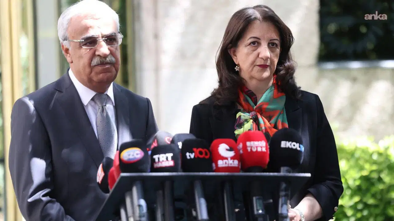 DEM Parti İmralı Heyeti'nden Selahattin Demirtaş ziyareti