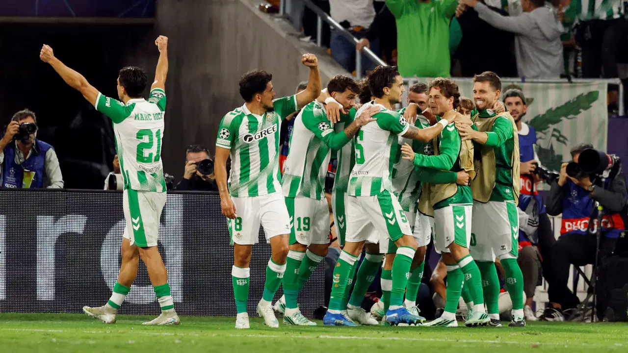 Real Betis Şampiyonar Ligi'nde 3'te 3 yaptı!