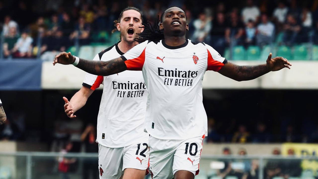 Premier Lig ekibiyle yarış halinde: Galatasaray'dan Rafael Leao için yeni teklif