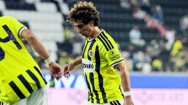 Fenerbahçe'de ayrılık: Süper Lig ekibi transferi resmen duyurdu
