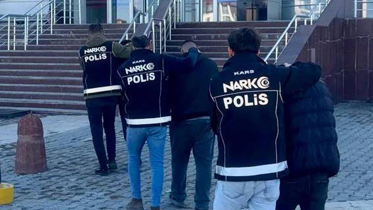 Kars'ta 'torbacı' operasyonu: 2 tutuklama