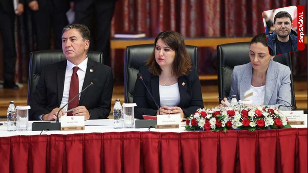 CHP, Yeni çözüm Süreci Komisyonunun Adına Eklenen ‘demokrasi’ Ifadesine Vurgu Yapıyor: ‘Anayasa Tamamen Tartışmaya Kapalı’