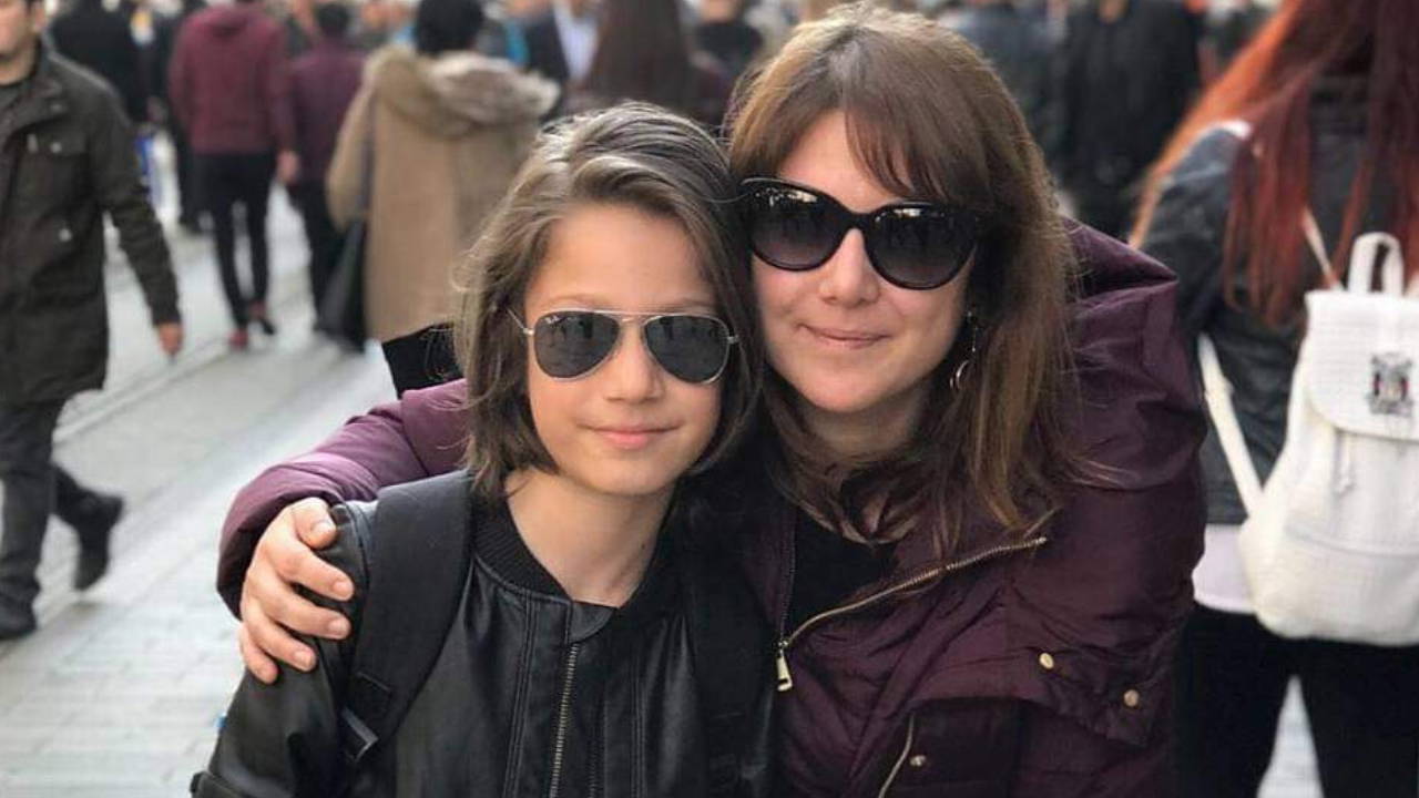 Yargıtay, Çorlu tren faciasında oğlunu kaybeden Mısra Öz'e verilen para cezasını bozdu