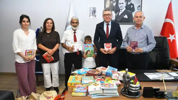 Ortahisar’da ‘Bir Kitap, Bin Umut’ kampanyasına 500 kitaplık destek
