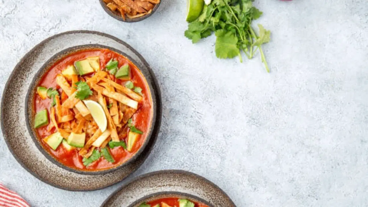 Meksika mutfağından içinizi ısıtan nefis lezzet: MasterChef Sopa Azteca tarifi