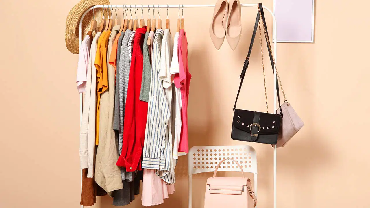 Bahar gardırobunuzun olmazsa olmazı 7 temel parça