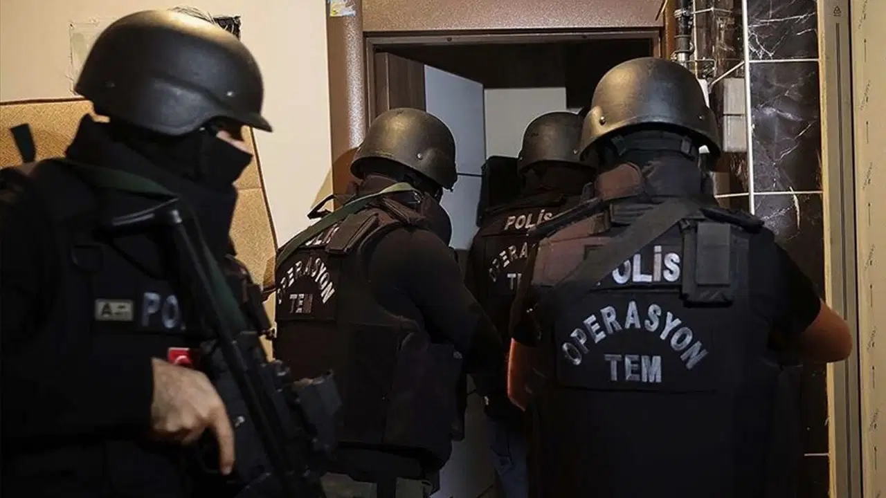 'Sokak hakkı' adı altında haraç isteyen suç örgütüne operasyon: 23 gözaltı