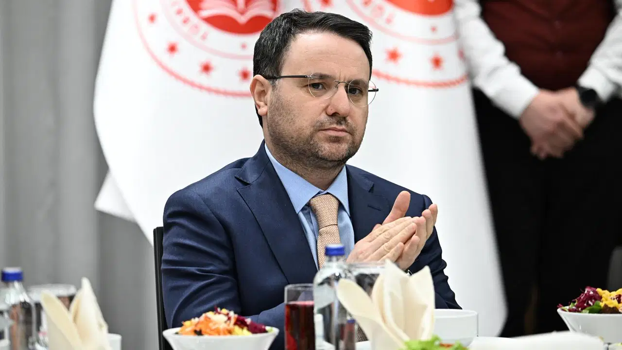 Akın Gürlek, bakanlıktaki ilk ayını böyle değerlendirdi: 'Sahadan gelmiş biriyim...'