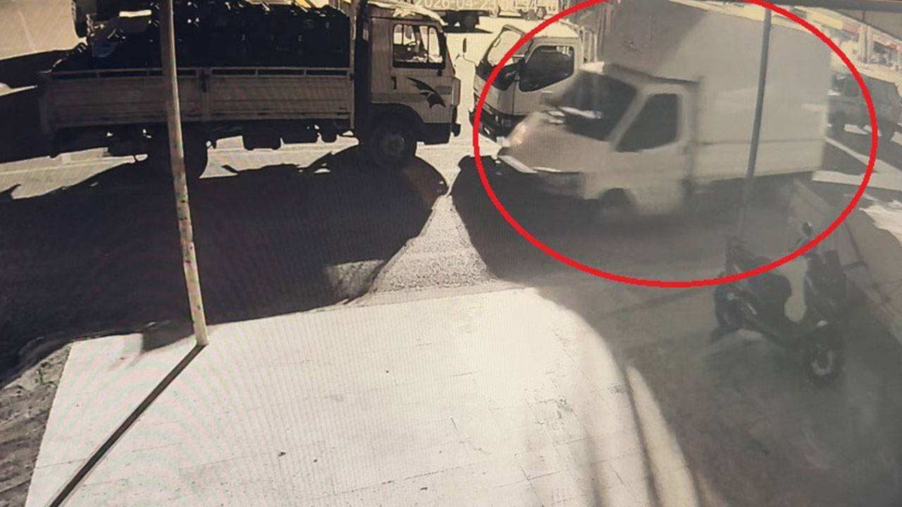 Biber yüklü kamyoneti çalıp biberleri sattılar