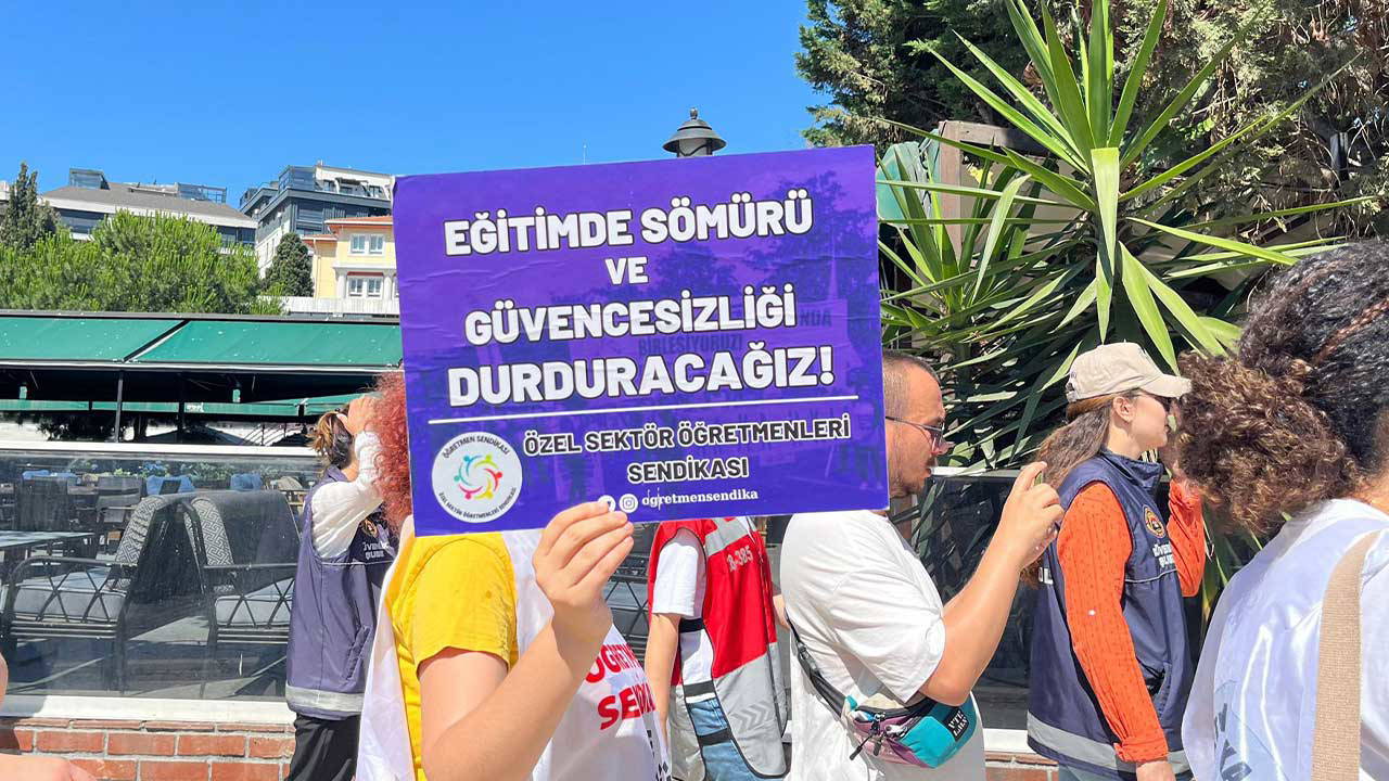 Özel Sektör öğretmenleri özlük haklarının verilmesi için İstanbul'dan Ankara'ya yürüyor