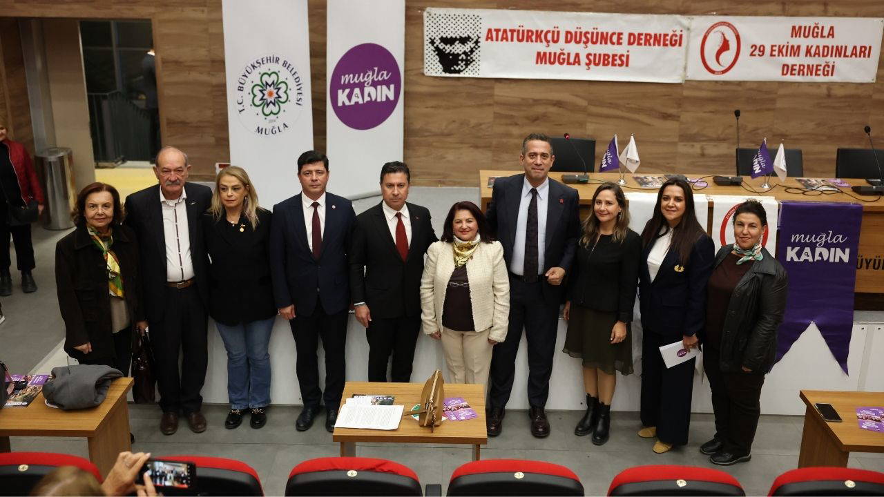 Ahmet Aras: Kadınların mücadelesine güç katmaktan vazgeçmeyeceğiz