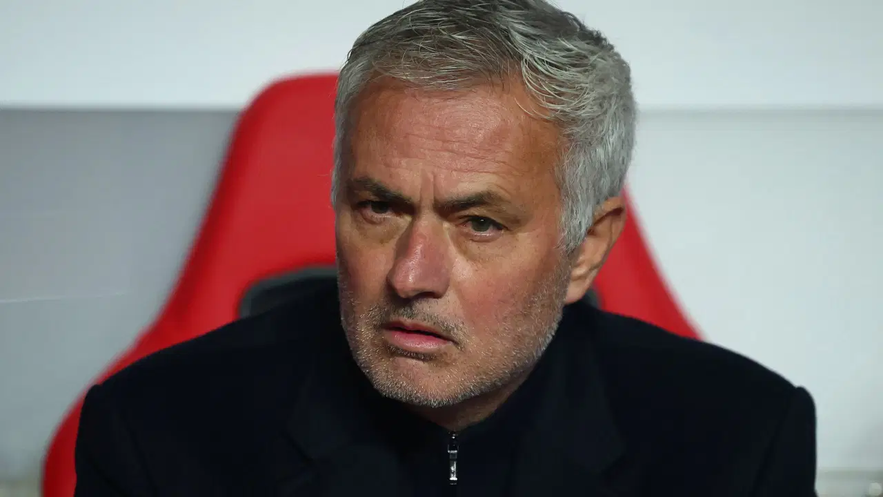 Jose Mourinho için tehlike çanları çalıyor: İşte yerine gelecek en güçlü isim!
