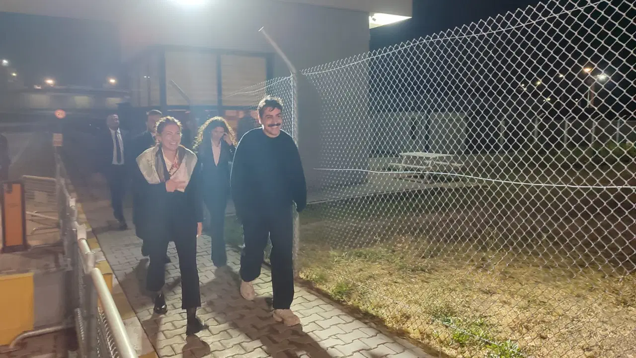 Komedyen Deniz Göktaş tahliye oldu: 'Hayalim üçümüzün tek bir arabayla beraber çıkıp...'