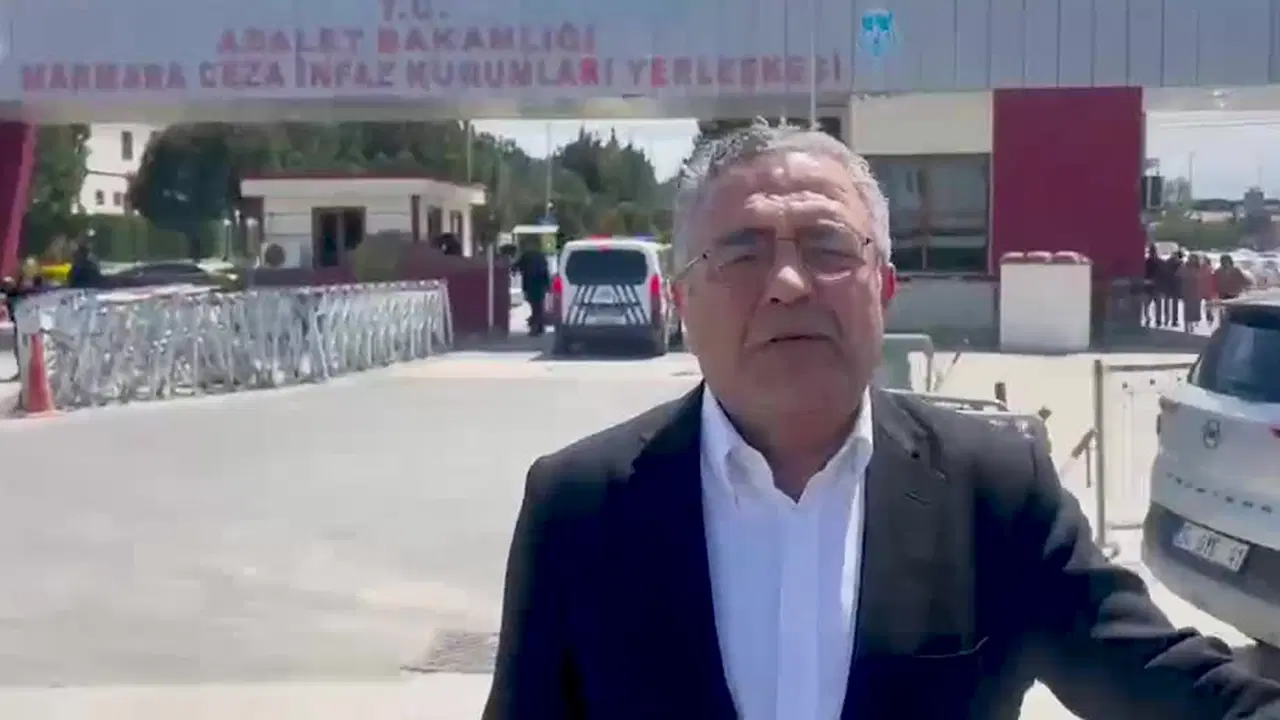 CHP'li Sezgin Tanrıkulu, Silivri önünden seslendi: Onursal Adıgüzel'in suçu; 'suç işlememe' suçu