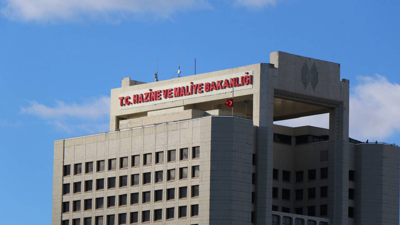 FETÖ'nün Hazine Bakanlığı yapılanmasına operasyon: 93 vergi müfettişi gözaltına alındı!