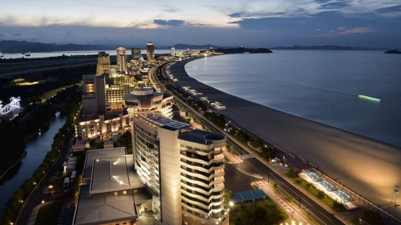 Kuzey Kore'nin sadece Rus turistlere açık tatil köyü:  'Wonsan Kalma'