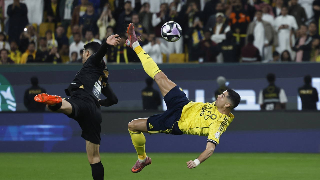 Cristiano Ronaldo attığı golle gündeme oturdu! 