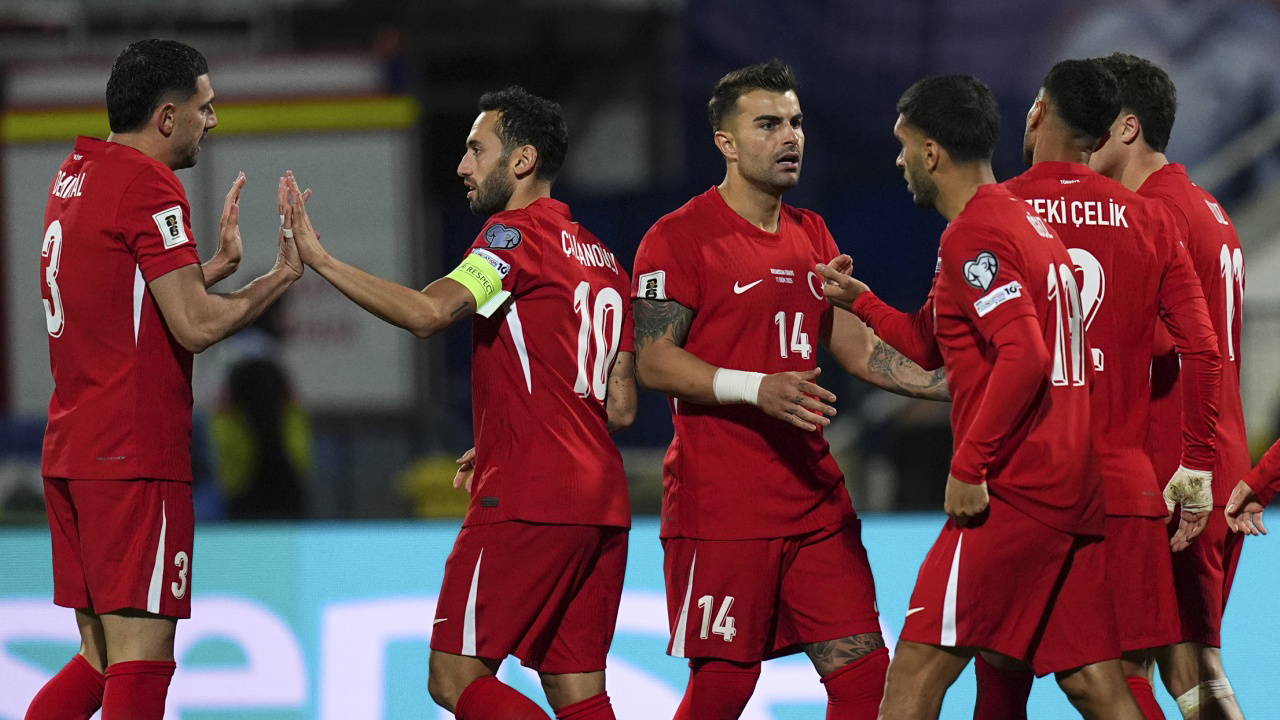 Hakan Çalhanoğlu: 'Tabii ki hedef Dünya Kupası'