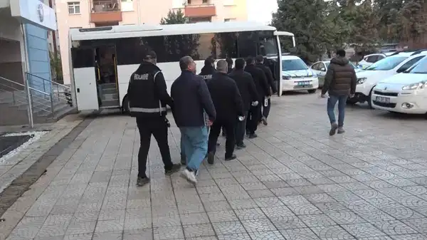 Kilis merkezli FETÖ/PDY operasyonu: 15 gözaltı