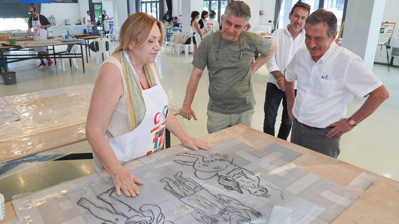 Başkan Ataç, 17. Uluslararası Pişmiş Toprak Sempozyumu sanatçılarını ziyaret etti