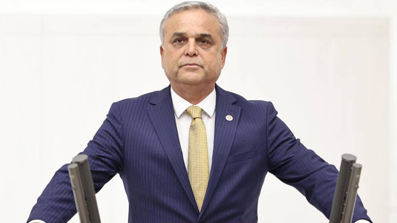 Son dakika... İhracı istenmişti: CHP Mersin Milletvekili Hasan Ufuk Çakır partisinden istifa etti!