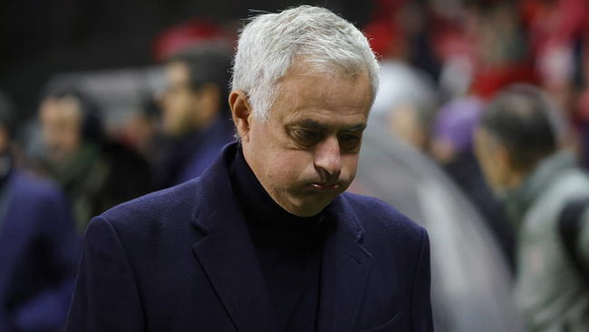 Mourinho için flaş iddia: Resmi açıklama geldi! 