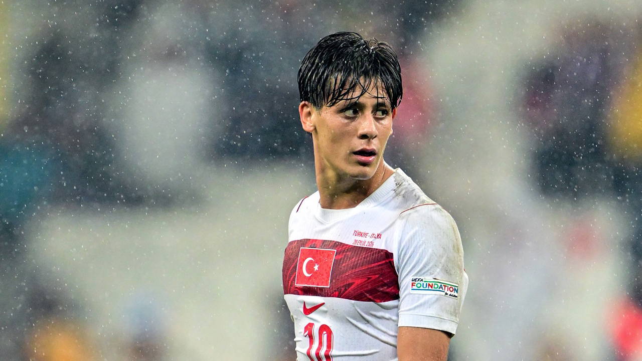 Spor yazarları Türkiye - İtalya maçını değerlendirdi: 'Montella doğru tercihler yapamıyor'