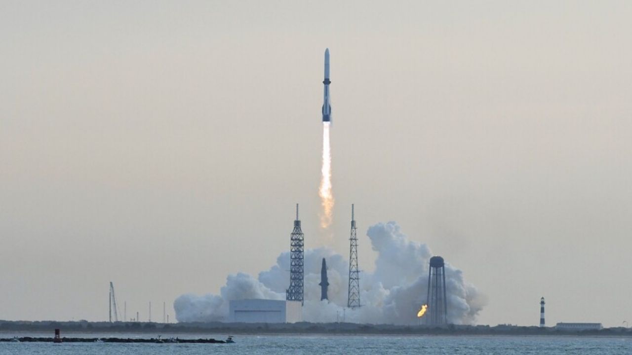 Blue Origin'in New Glenn roketi, test sırasında patladı