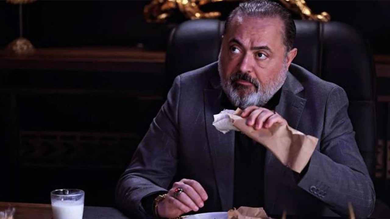 İnci Taneleri dizisinin 'Kamuran'ı Deniz Erdoğan hayranlarını korkuttu: Hastaneden paylaştı...