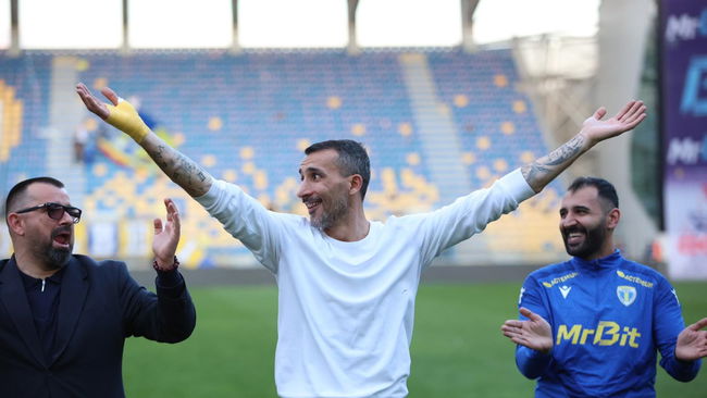 Romanya'da gündem Mehmet Topal