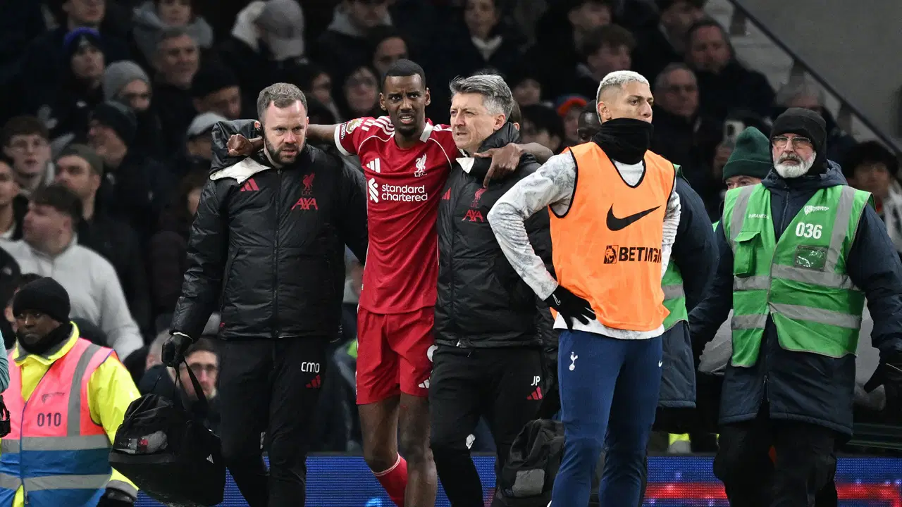 Liverpool'a Alexander Isak'tan kötü haber! 