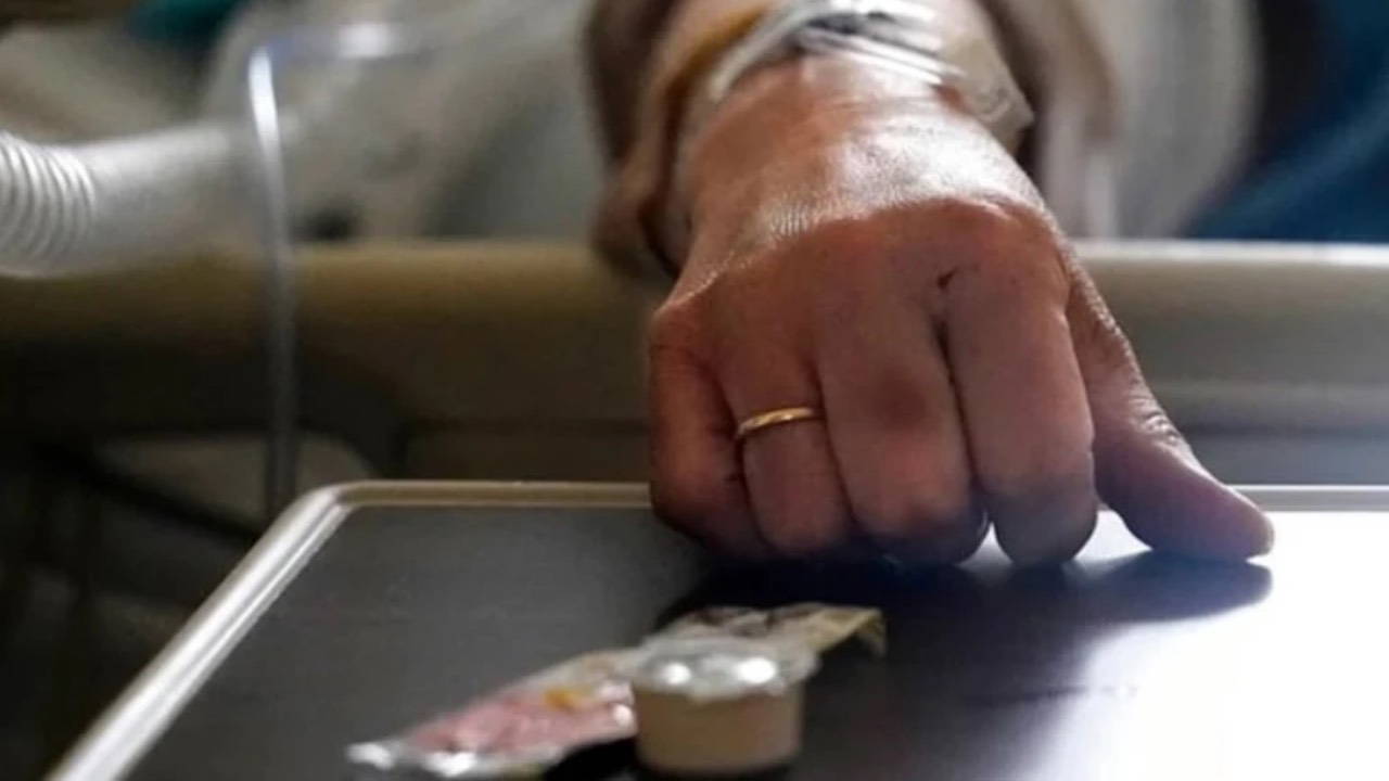 Fransa’da 'ölmeye yardım' yasasına Anayasa Konseyi’nden onay