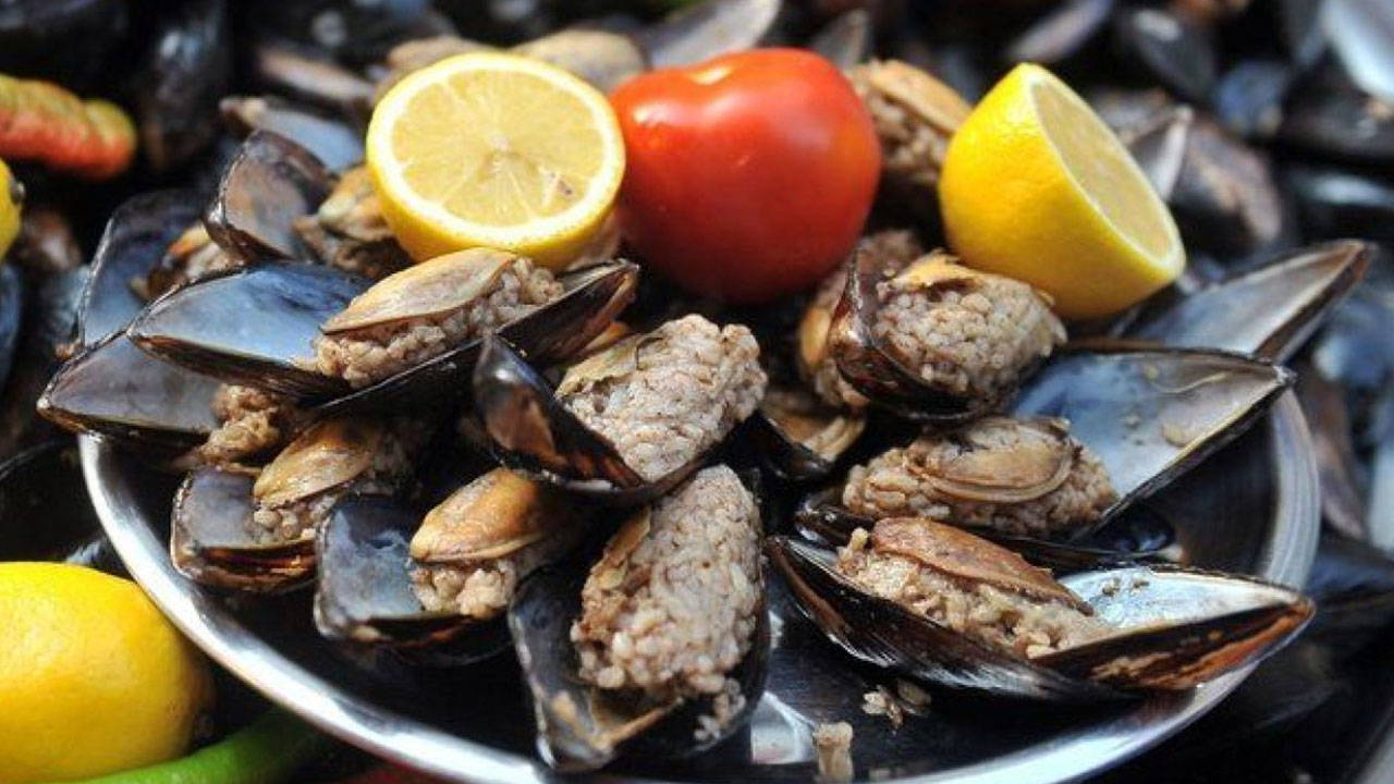 3 kişi hayatını kaybetmişti... Midye ve kumpirde bakteri riski: Belirtiler 15 dakikada ortaya çıkabilir!