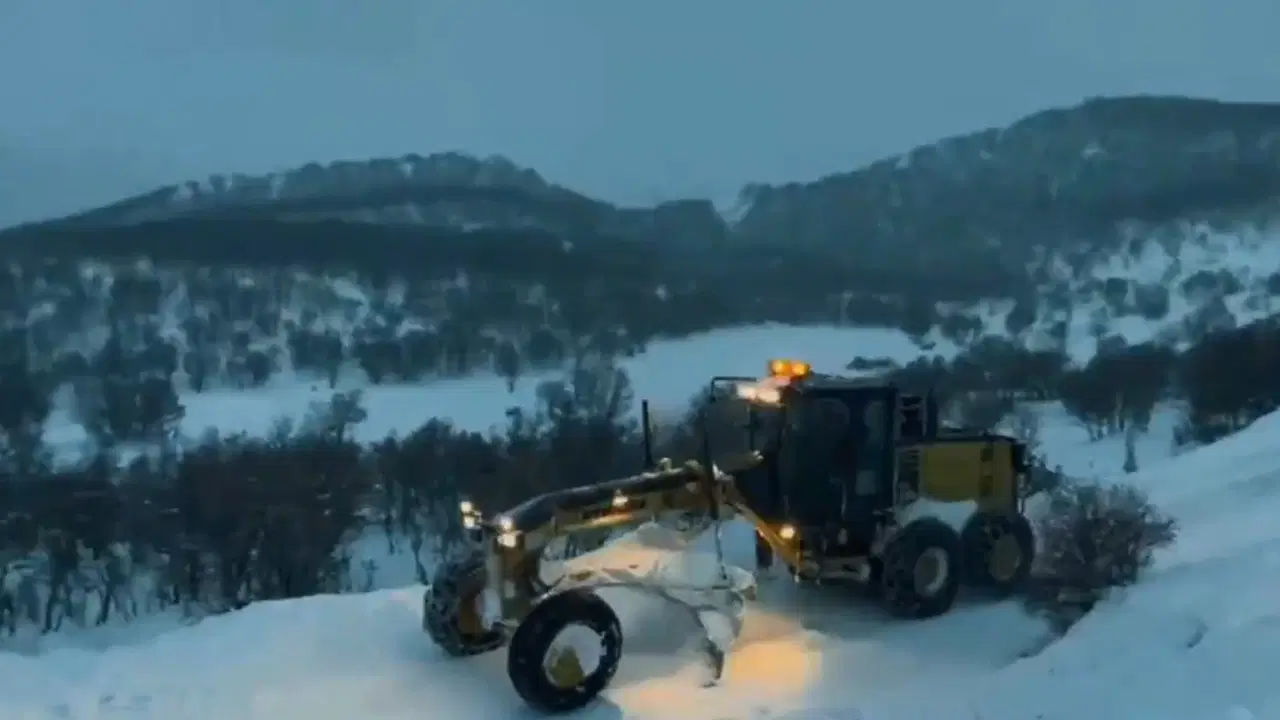 Bingöl'de 'kar' esareti: 192 köy yolu ulaşıma kapandı