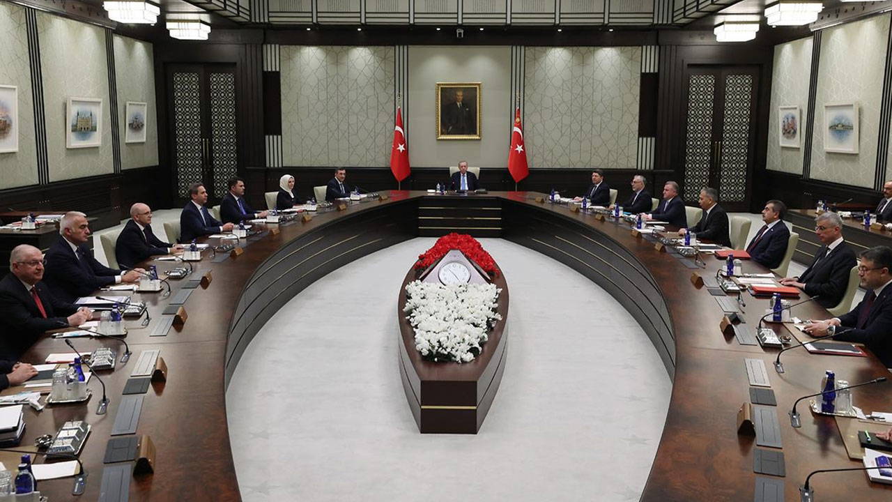 Kabine toplanıyor: Gündemde hangi konular var?